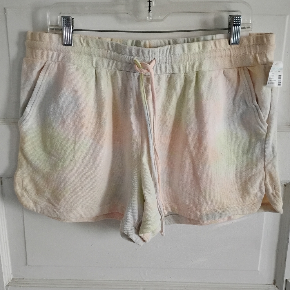 New w/tags Maurices Pastel Shorts with Relaxed Fit and Elastic Waistband